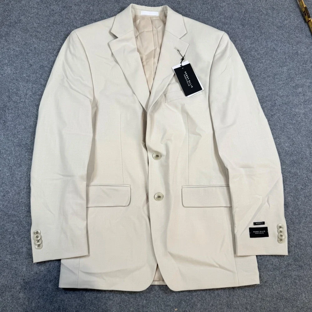 Perry Ellis Portfolio Stone Beige 2 Piece Suit 36R 29W Modern Fit Eagle EALE2RAA